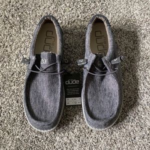 NWT Men’s Hey Dude Wally shoes size 12